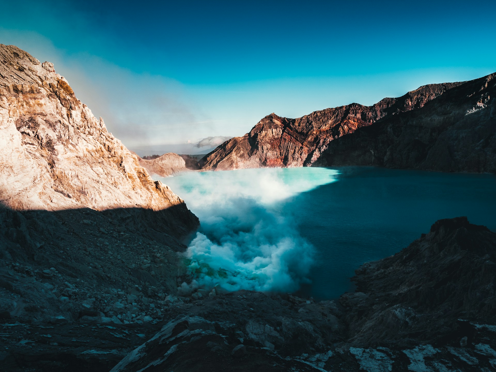 Sunrise Trek to Ijen Crater